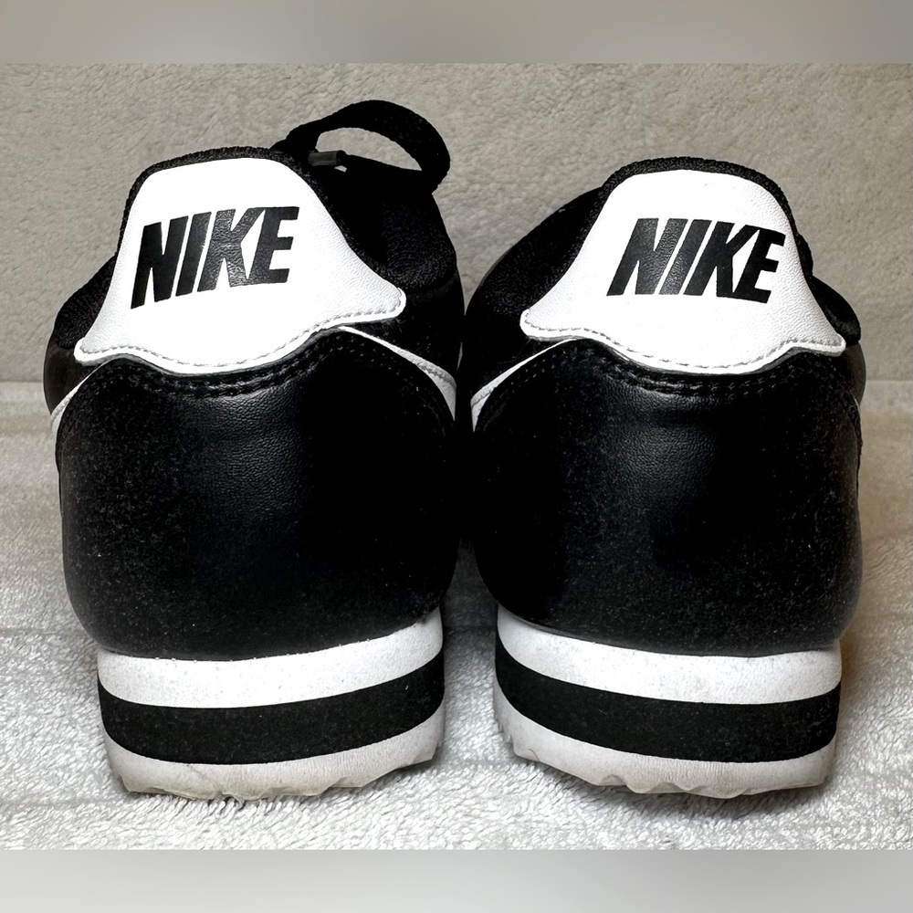 Nike Cortez unisex black and white classic style tennis shoes sneakers retro - Picture 4 of 10